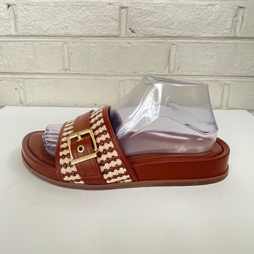 Vince Camuto Kenlie Sandal - Picture 3 of 7